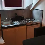 La Belle Mosane De La Plante Apartment *